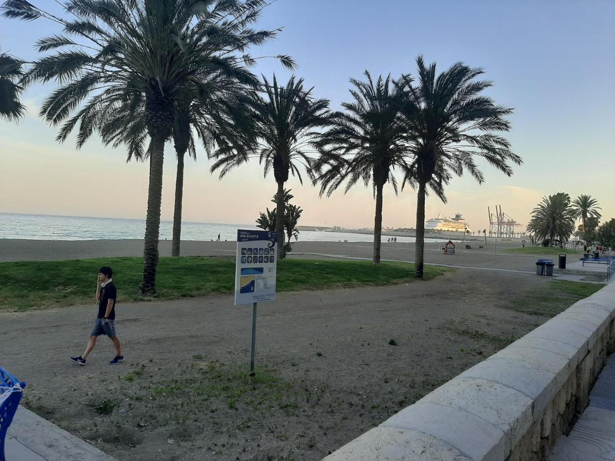 Apartamento Malaga Port エクステリア 写真