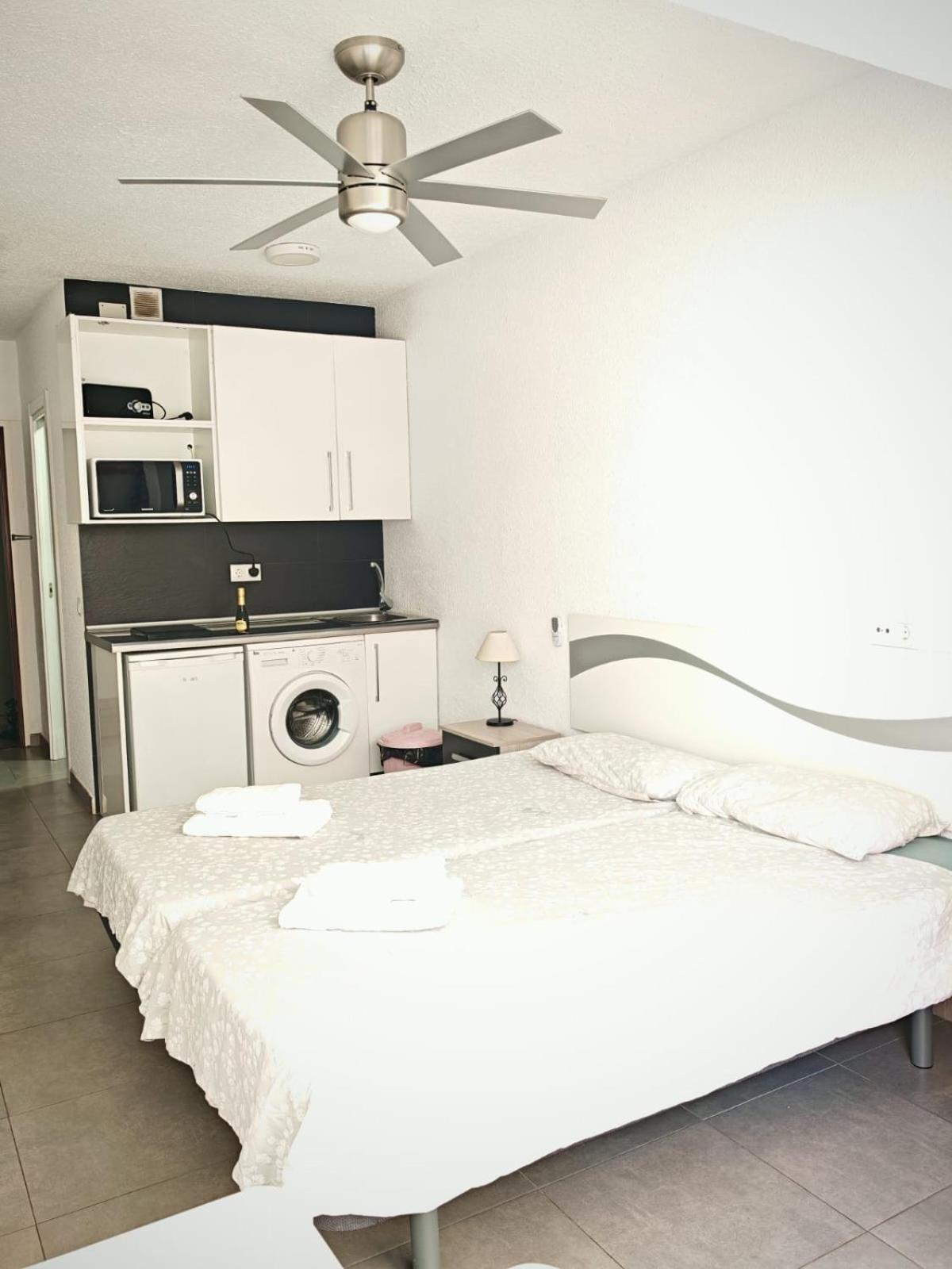 Apartamento Malaga Port エクステリア 写真