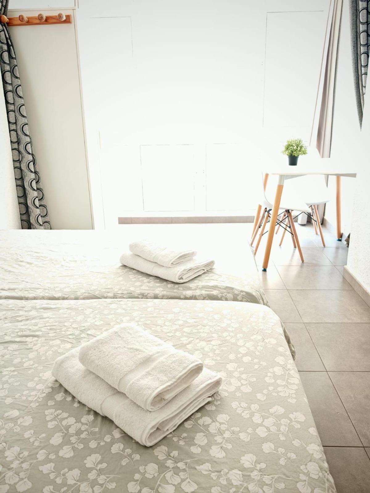 Apartamento Malaga Port エクステリア 写真
