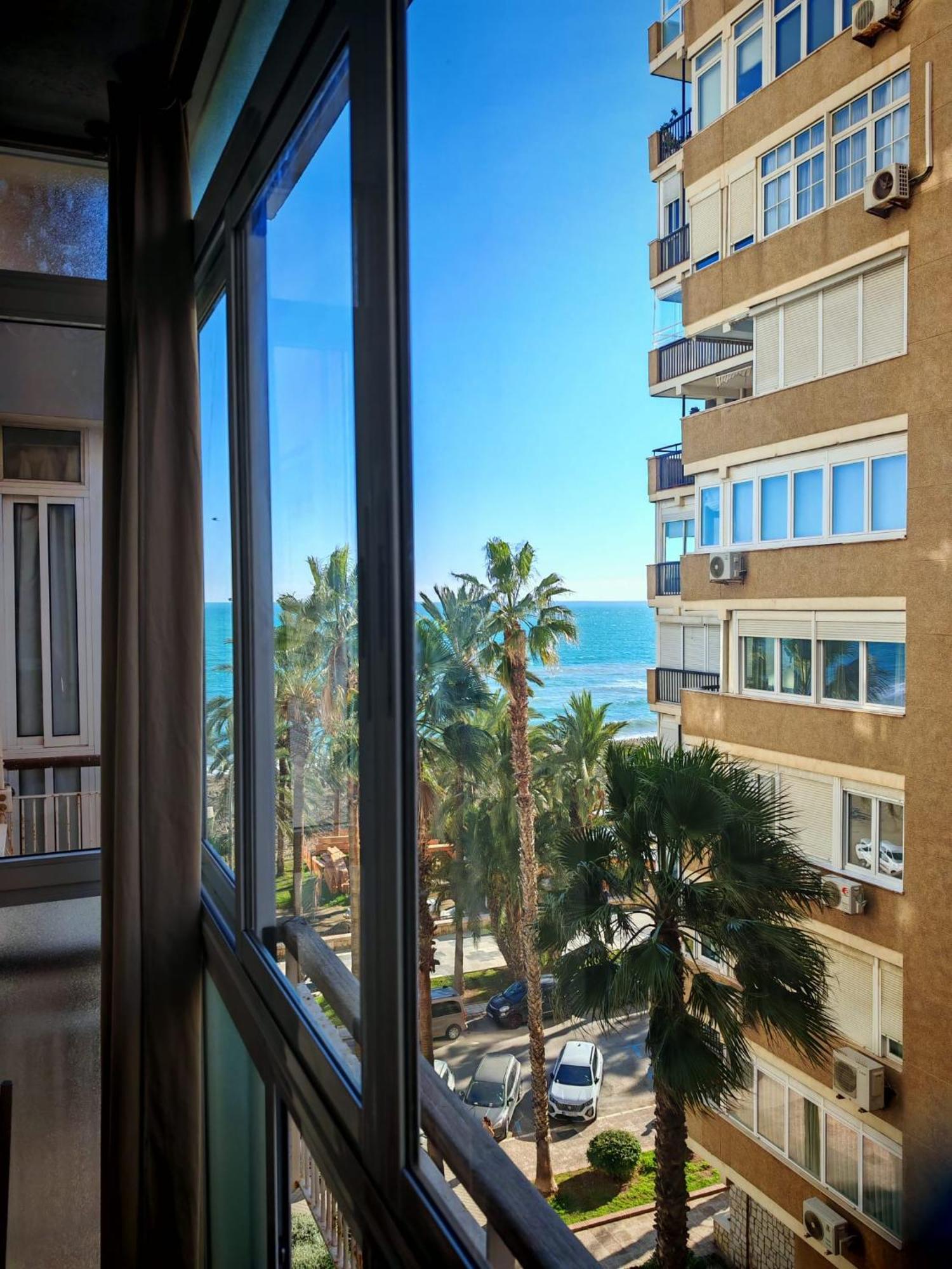 Apartamento Malaga Port エクステリア 写真